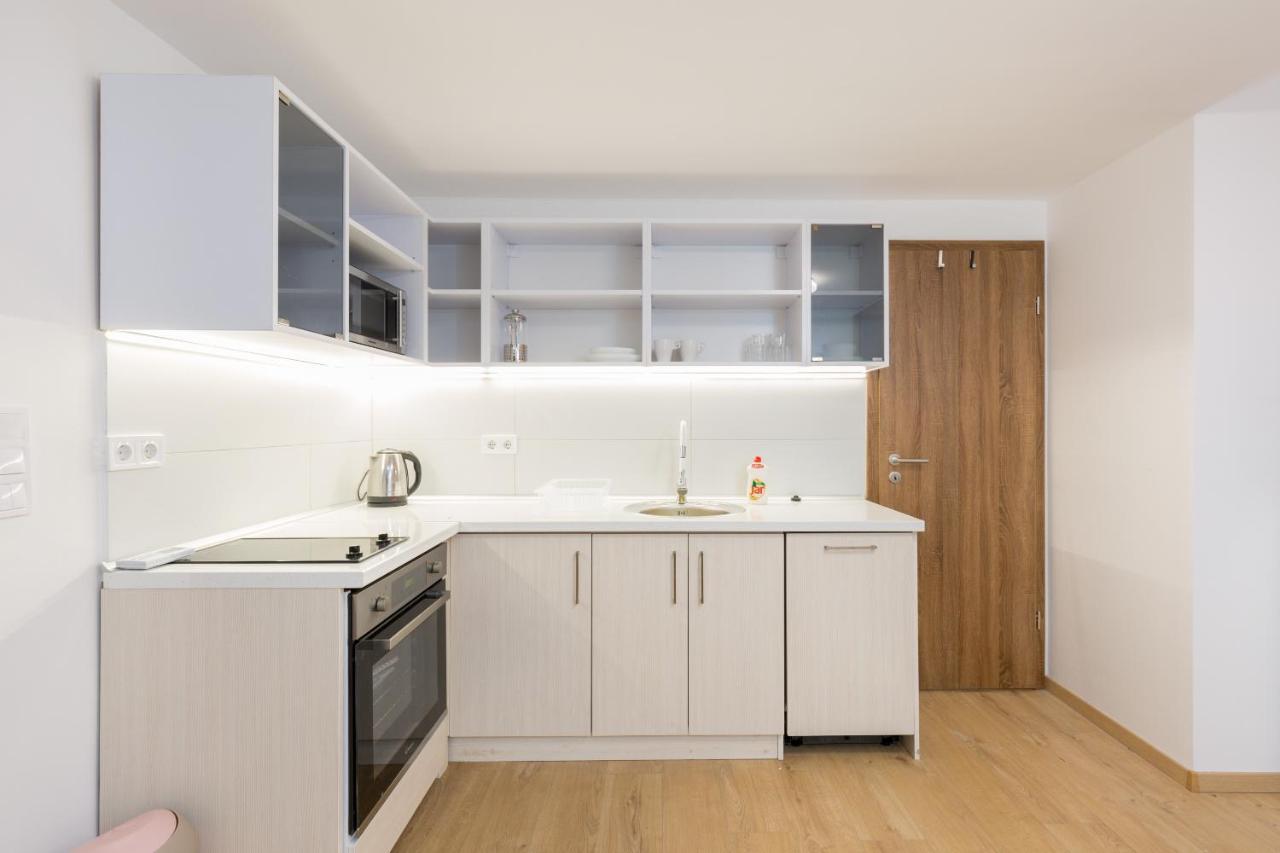 Minimalist Styled Tiny Ap @New York Cafe Apartment Budapest Exterior photo